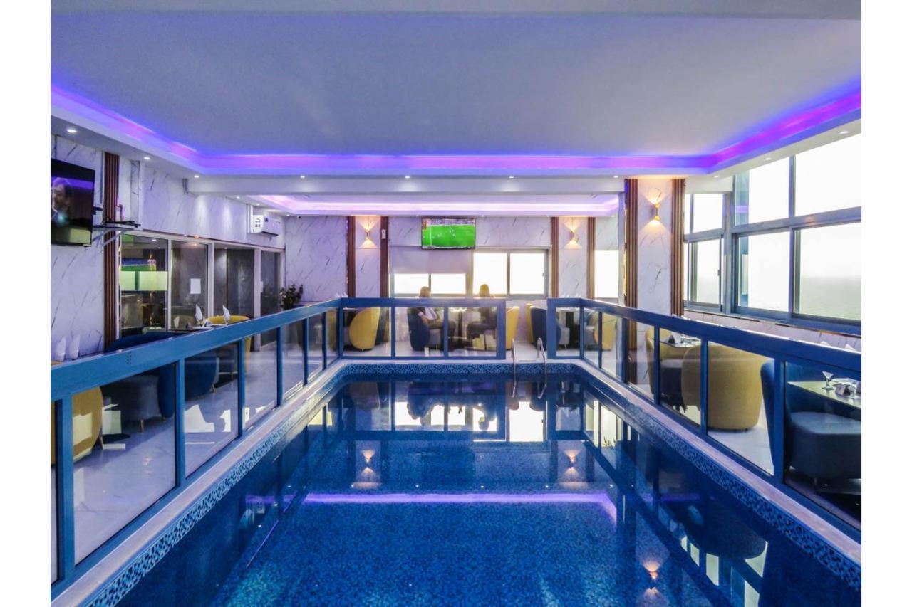 Bareen Hotel Adžmán Exteriér fotografie